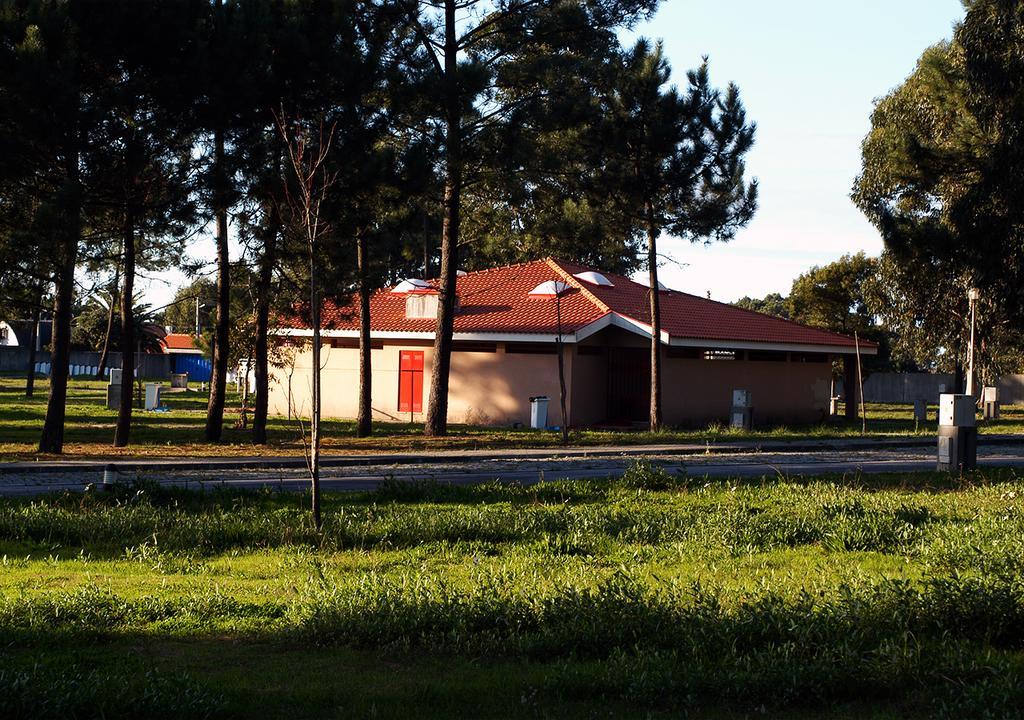 Hotel Parque De Campismo Orbitur Madalena à Vila Nova de Gaia Extérieur photo