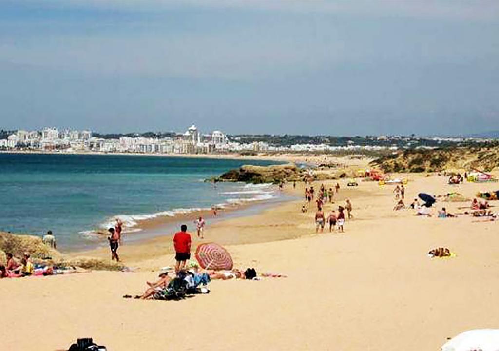 Hotel Parque De Campismo Orbitur Madalena à Vila Nova de Gaia Extérieur photo